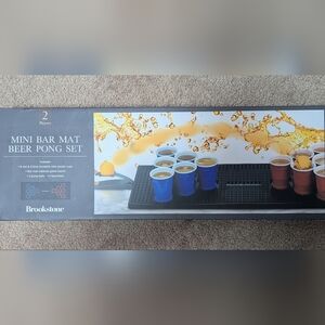 New Brookstone Mini Bar Mat Beer Pong Set